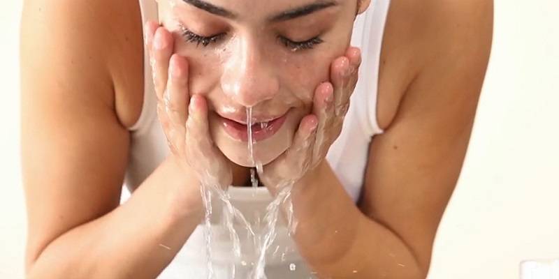 Using A Foaming Cleanser